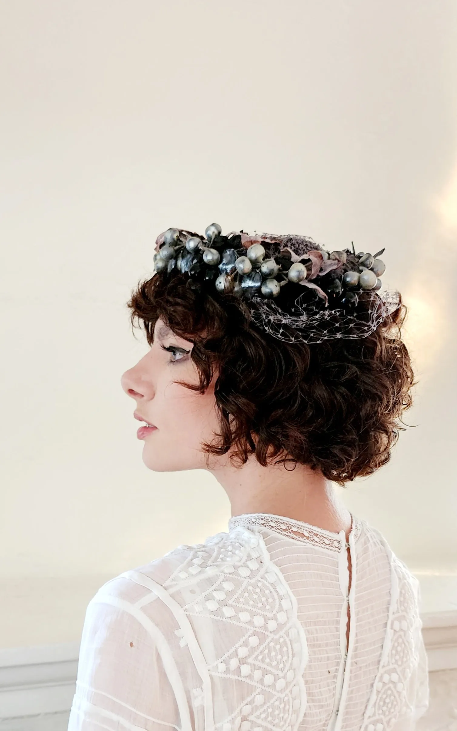 50s Silver Black Floral Crown Fascinator Headpiece Hat