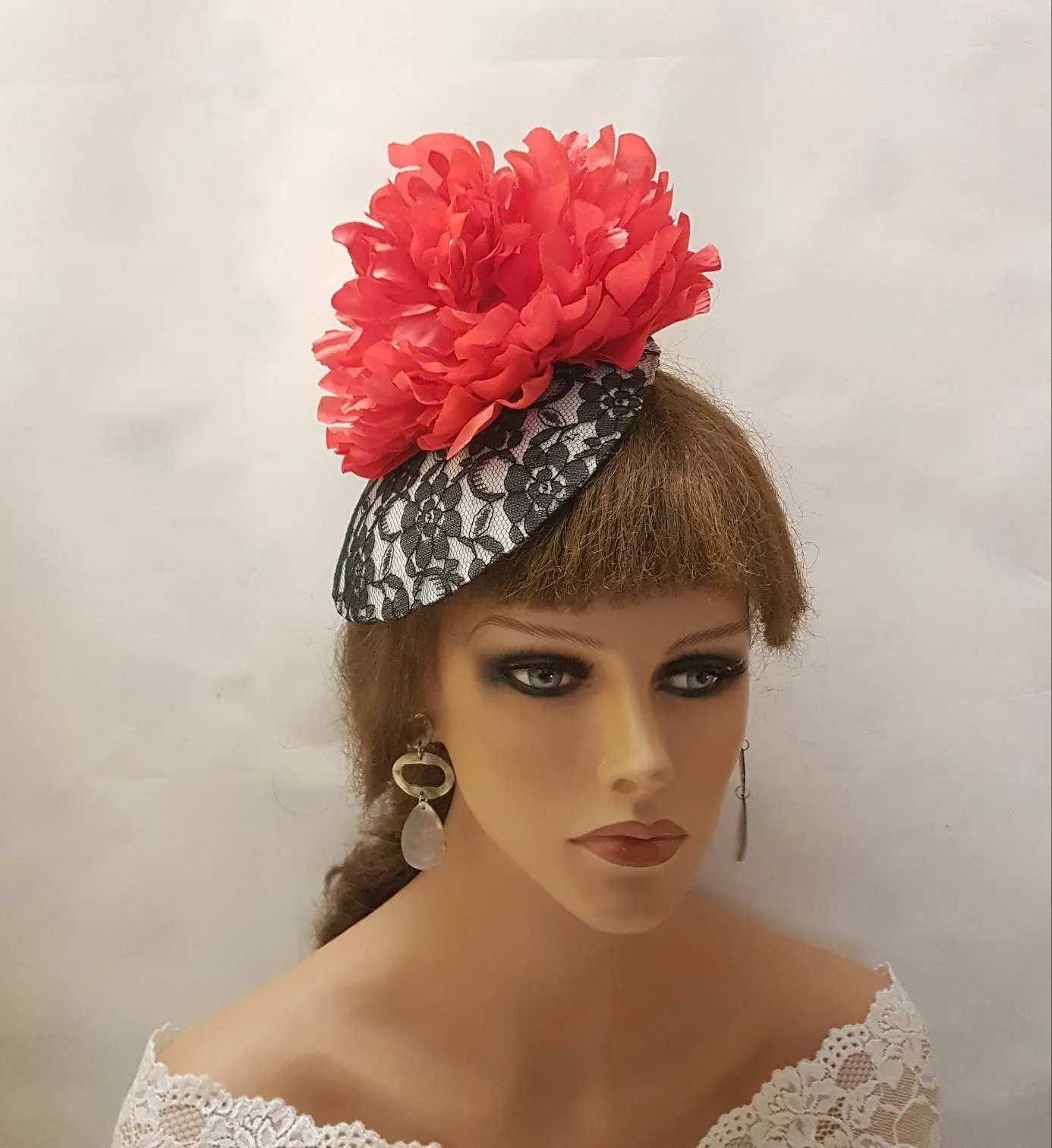 BLACK, WHITE & RED hat fascinator  Large Red Peony Flower. Black Lace  hat. Wedding, Race, Ceremoney Hatinator Cocktail Ascot Hat Fascinator