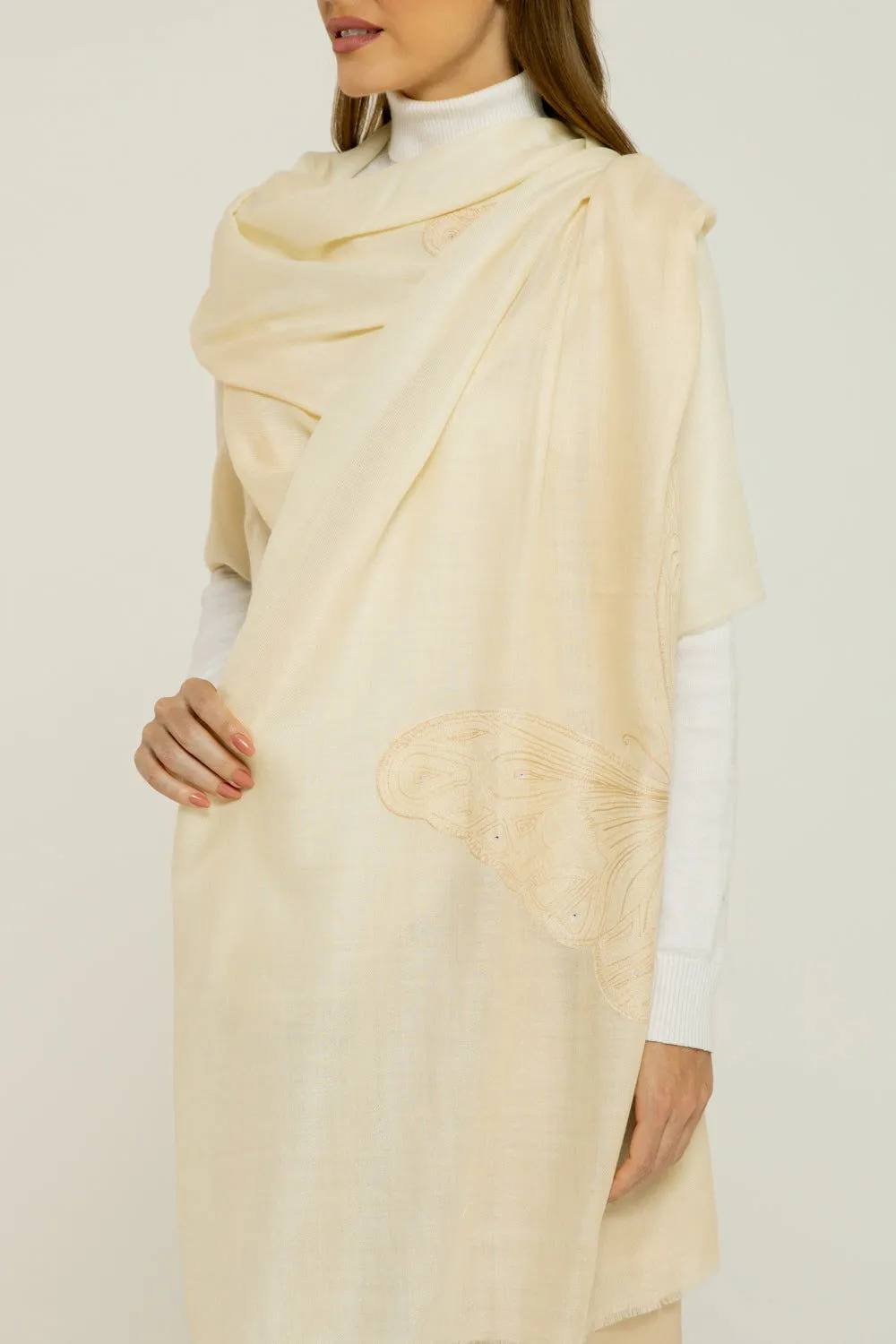 Cashmere Bordado butterfly off white