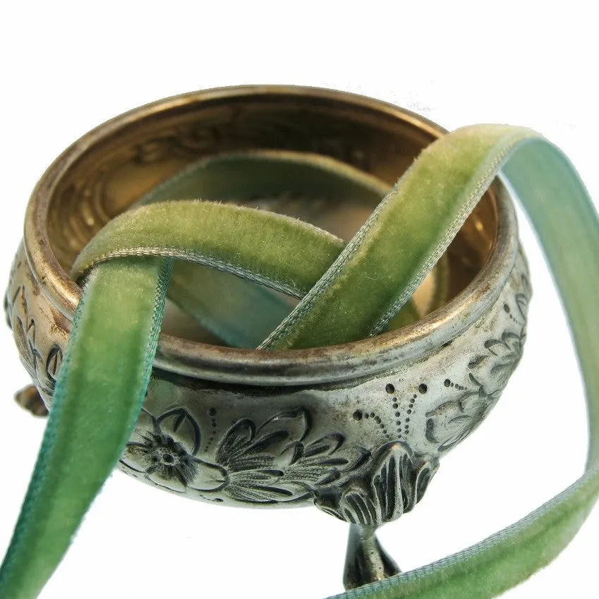 Erin Green Velvet Ribbon Vintage from France 7mm