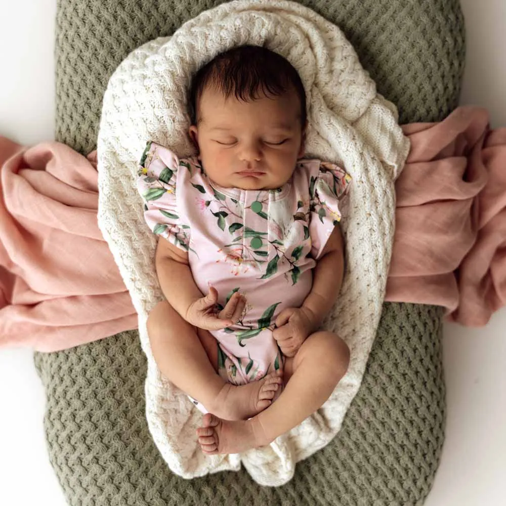 Snuggle Hunny Organic Short Sleeve Frill Bodysuit - Cockatoo