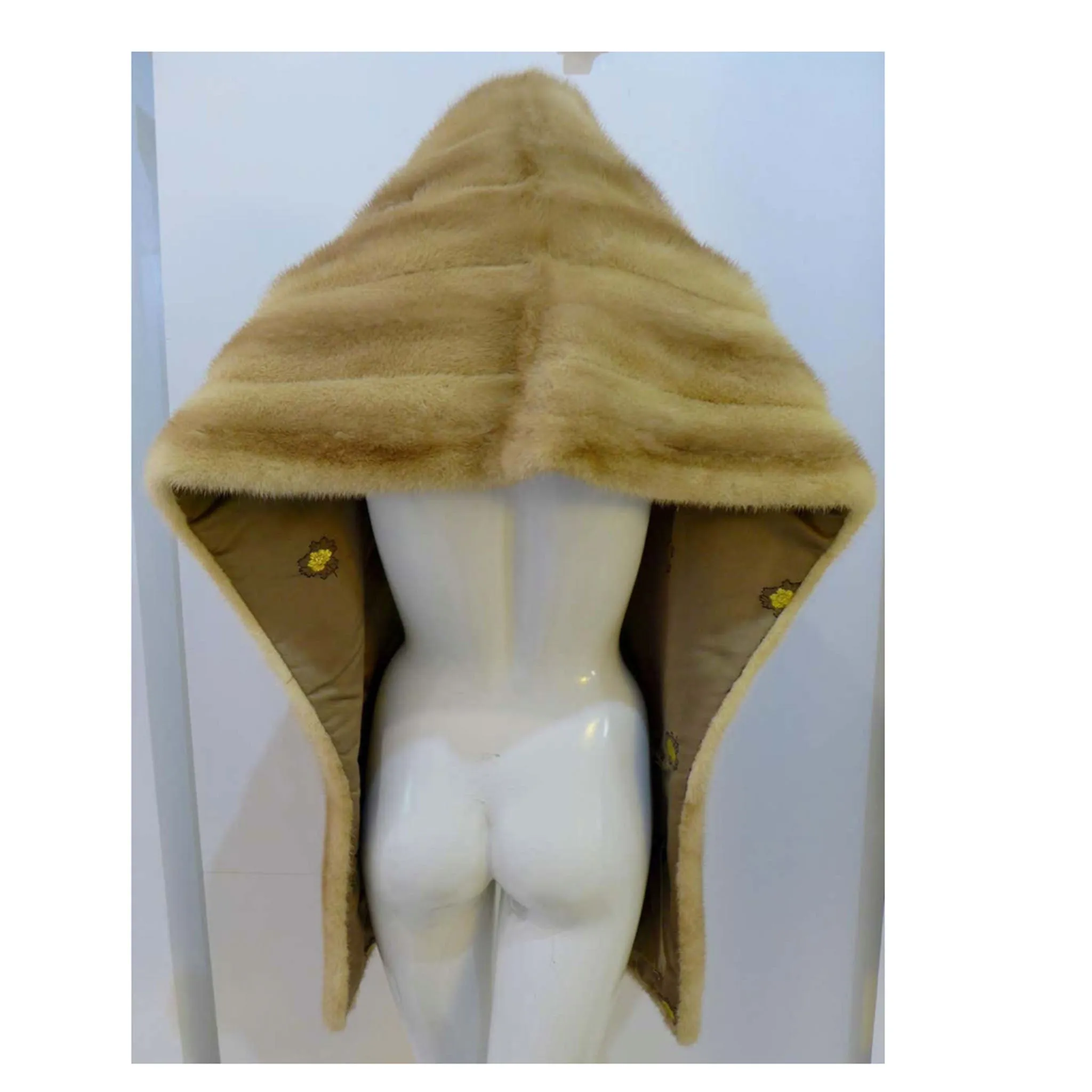 VINTAGE Custome Ava Blonde Mink Fling
