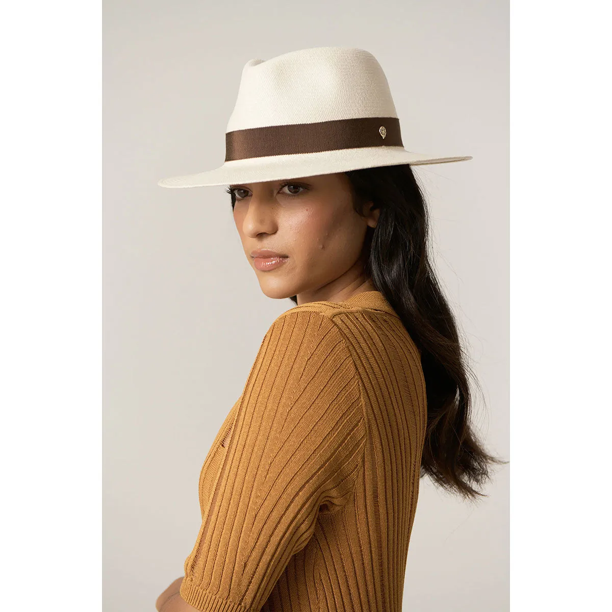 Vitoria Fedora