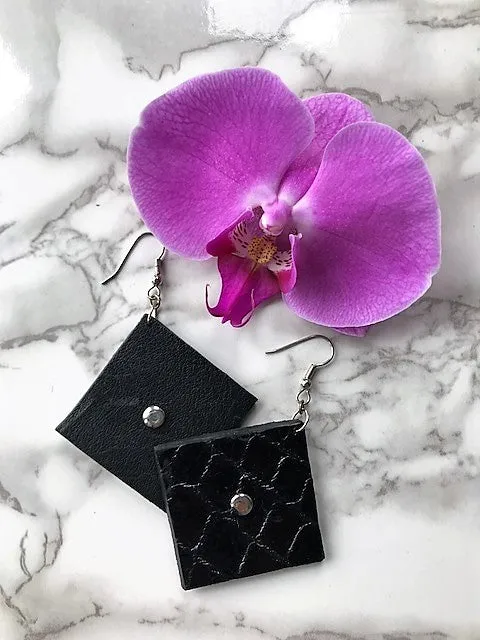 Viva necklace and earrings